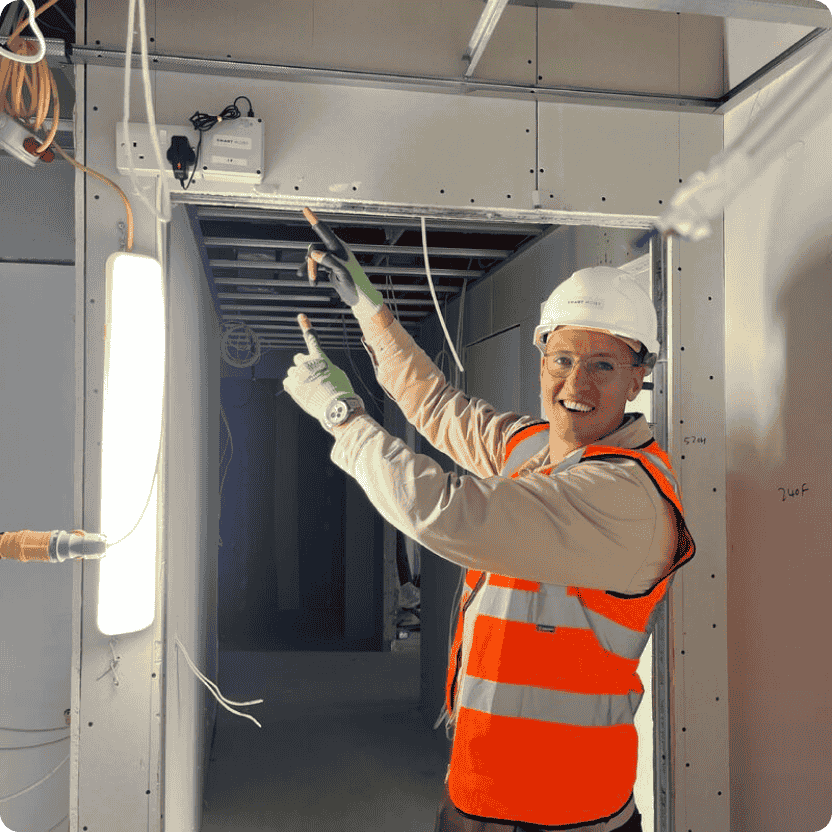 SmartWorker construction labor tracking software detection box on site photo Robin